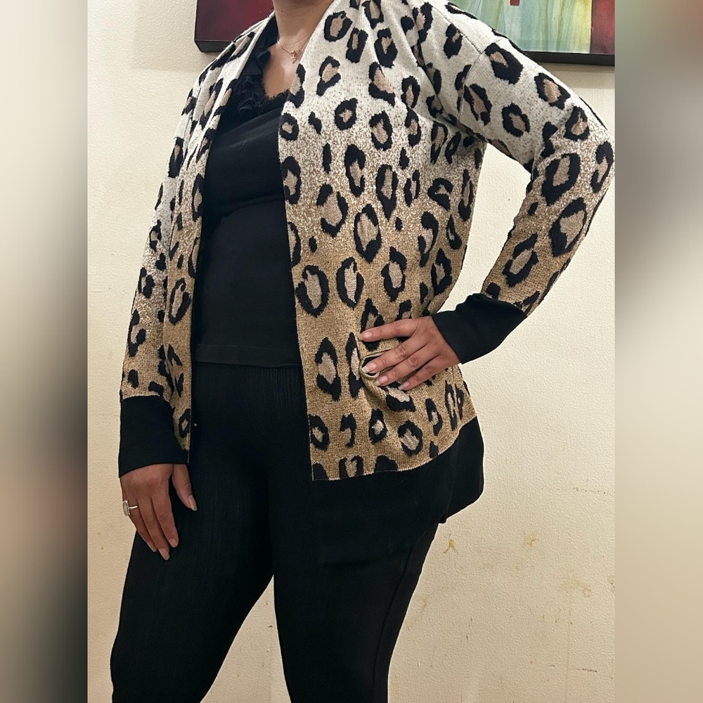 Ann Taylor Cardigan (Long)--Animal Print **"